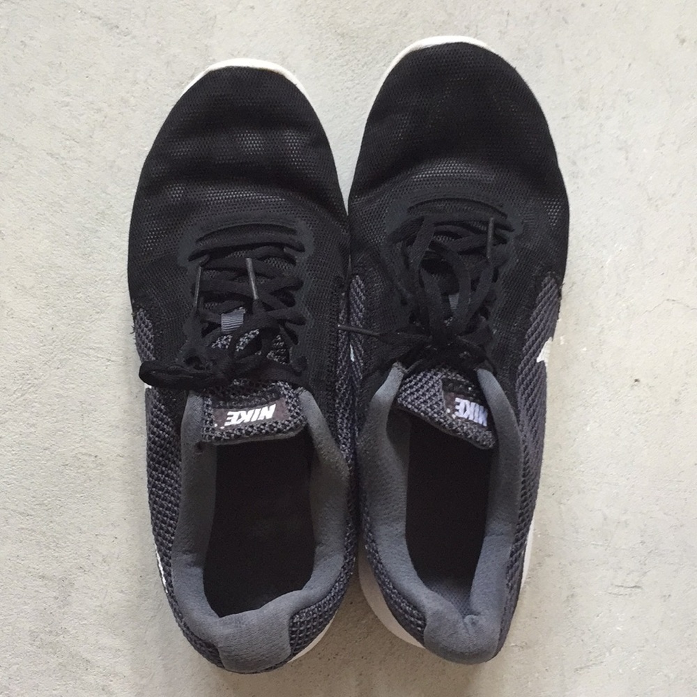 Nike Revolution 3